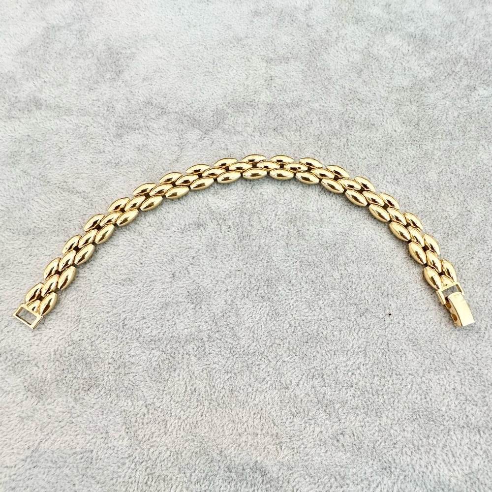 Vintage Signed Trifari Shiny Gold Plated Panther Link Chain Design Bracelet